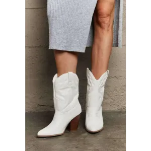 Bella Cowboy Boots Elevate Luxury Fashion for Women with Timeless Style