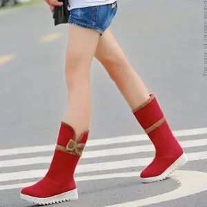 Bowknot Decorate Round Toe Flat Half Snow Boots