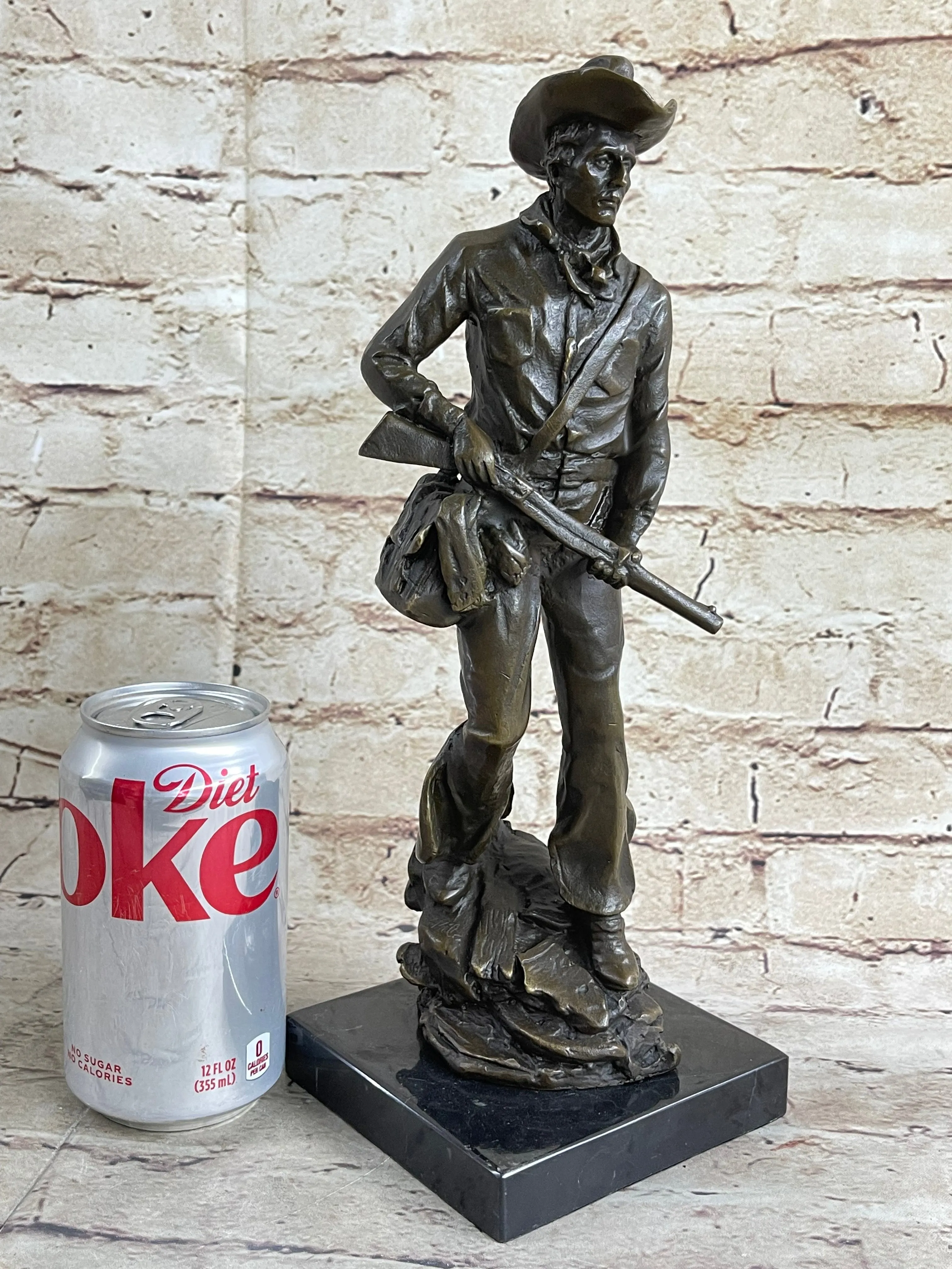 Bronze Marble Statue Sheriff US Marshall Gun Wild West Pony Express Gun Decor