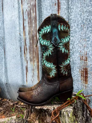 Brown/Blue Inlay With Embroidery & Studs