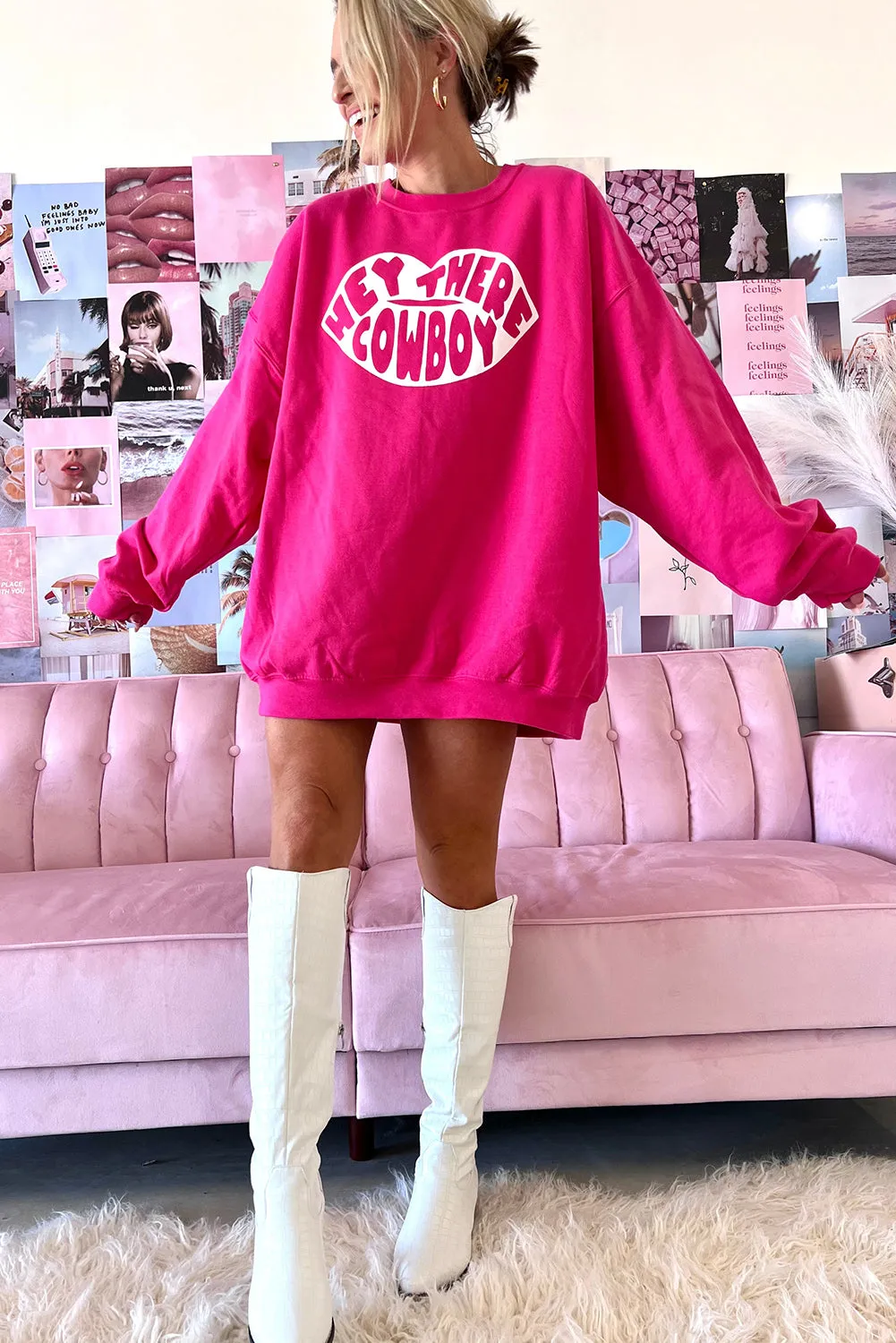 Rose HEY THERE COWBOY Graphic Oversize Sweatshirt
