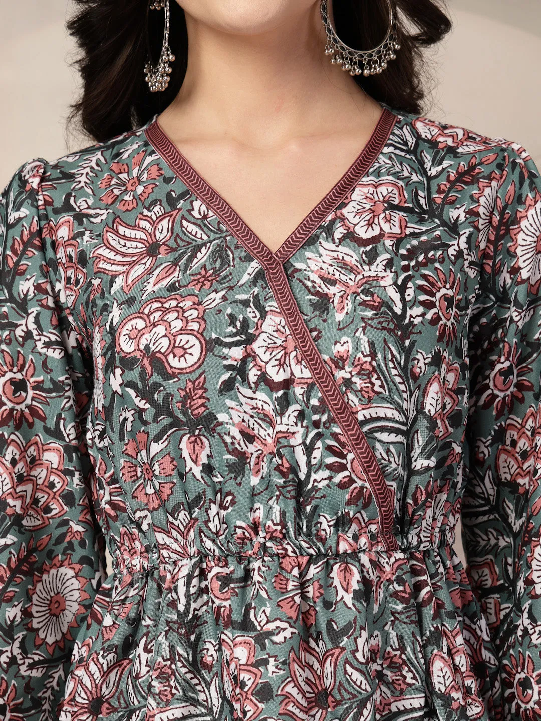 Style Quotient Women Floral Printed Green and Multi Polyviscose Peplum Tunic Top
